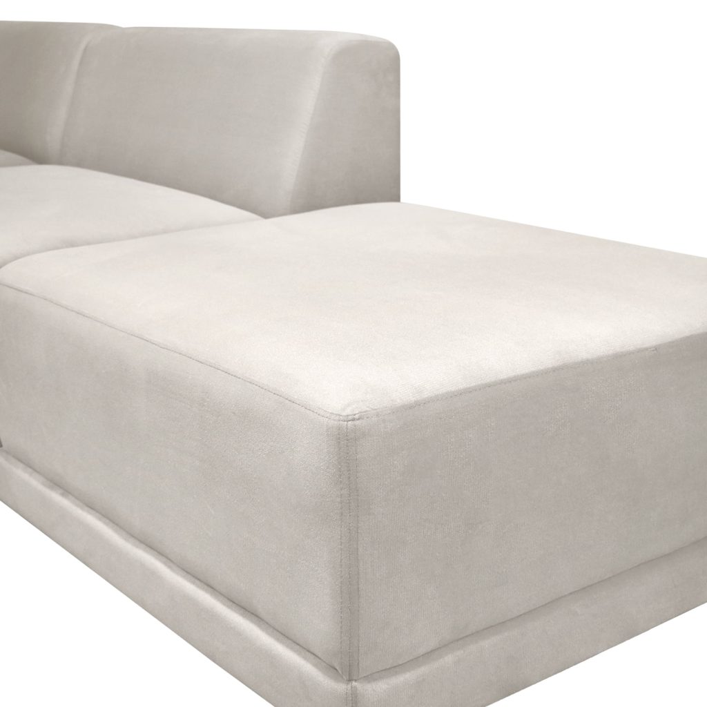 Seccional Kassandra Derecho – Ivory